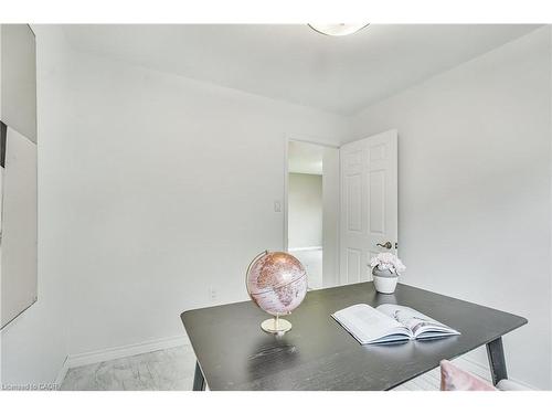 9 Valanna Court, Hamilton, ON - Indoor