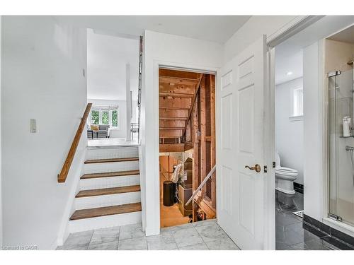 9 Valanna Court, Hamilton, ON - Indoor Photo Showing Other Room