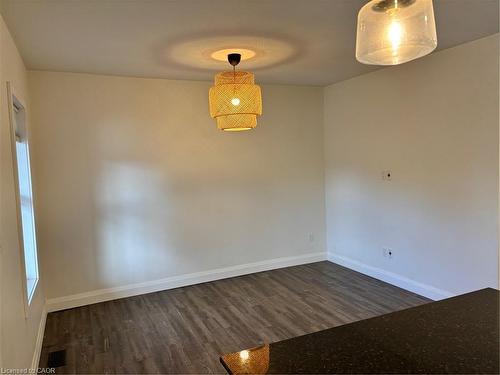 96 London Street N, Hamilton, ON - Indoor Photo Showing Other Room
