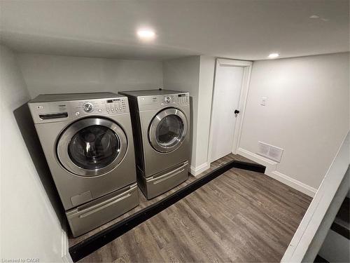 96 London Street N, Hamilton, ON - Indoor Photo Showing Laundry Room