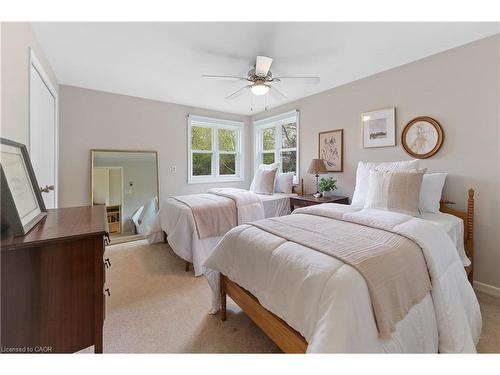 15633 Kennedy Road, Caledon, ON - Indoor Photo Showing Bedroom