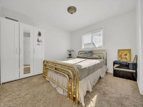 538 Alberta Avenue, Woodstock, ON - Indoor Photo Showing Bedroom