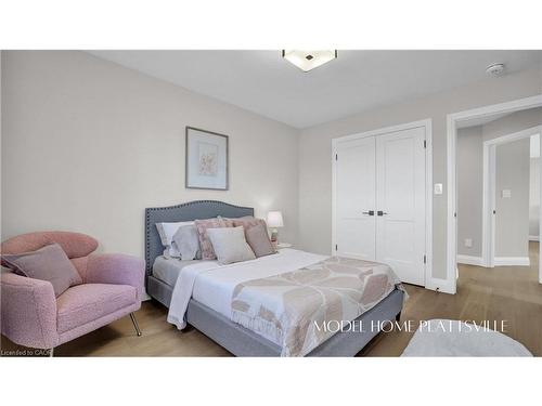 10 Hilborn Street, Plattsville, ON - Indoor Photo Showing Bedroom