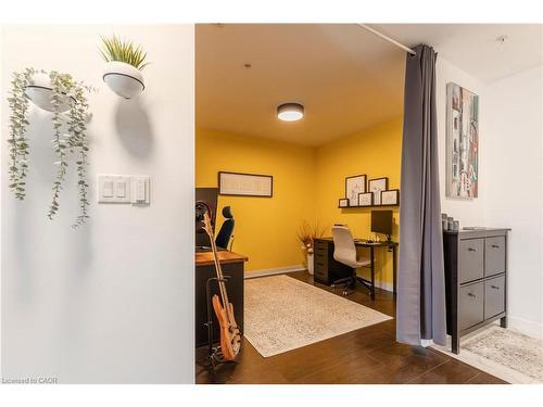 1010-85 Robinson Street, Hamilton, ON - Indoor
