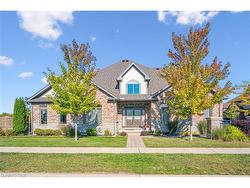 1-39 Kay Crescent  Guelph, ON N1L 0N5