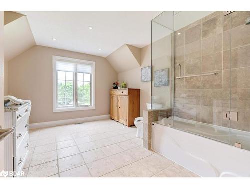 6365 Breckenridge Place, Burlington, ON - Indoor Photo Showing Bathroom