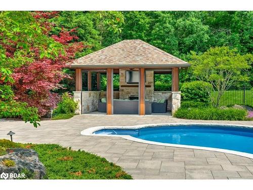 6365 Breckenridge Place, Burlington, ON - Outdoor With In Ground Pool With Deck Patio Veranda With Backyard