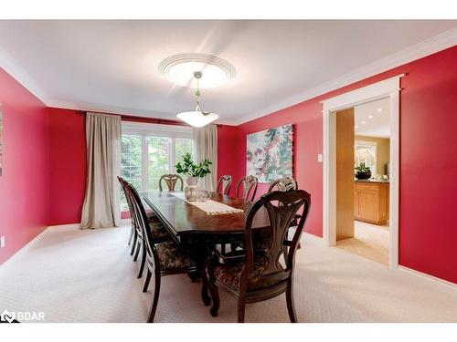 6365 Breckenridge Place, Burlington, ON - Indoor Photo Showing Dining Room