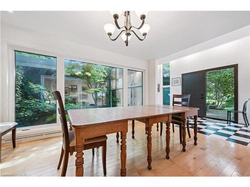 348 Browning Place, Waterloo, ON - Indoor Photo Showing Dining Room