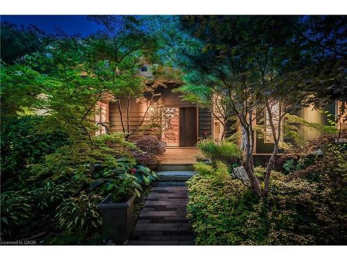 348 Browning Place, Waterloo, ON - Outdoor