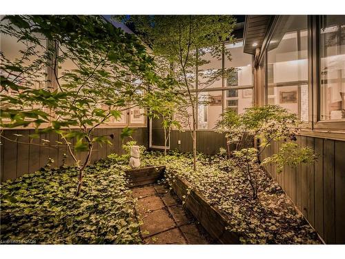 348 Browning Place, Waterloo, ON - Outdoor