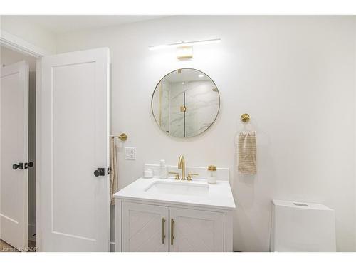 385 Westwood Avenue, Crystal Beach, ON - Indoor Photo Showing Bathroom