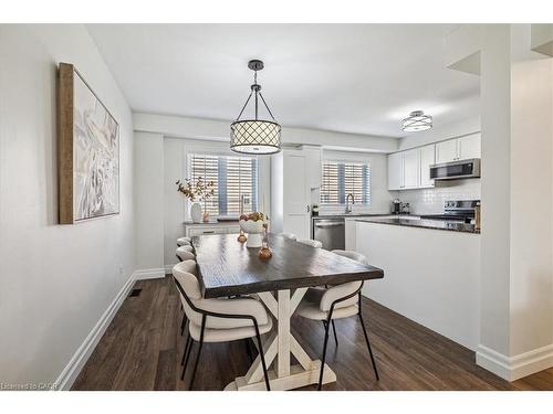 69-470 Beach Boulevard, Hamilton, ON - Indoor Photo Showing Dining Room