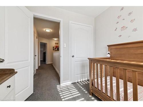 69-470 Beach Boulevard, Hamilton, ON - Indoor Photo Showing Bedroom