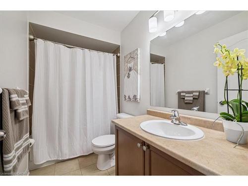 69-470 Beach Boulevard, Hamilton, ON - Indoor Photo Showing Bathroom