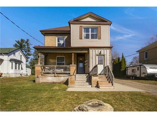 17 Shaw Avenue W, Cambridge, ON 