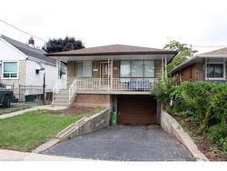 69 Adair Avenue N Hamilton, ON L8H 6A7