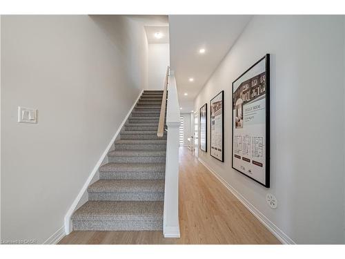 37-155 Equestrian Way, Cambridge, ON - Indoor Photo Showing Other Room