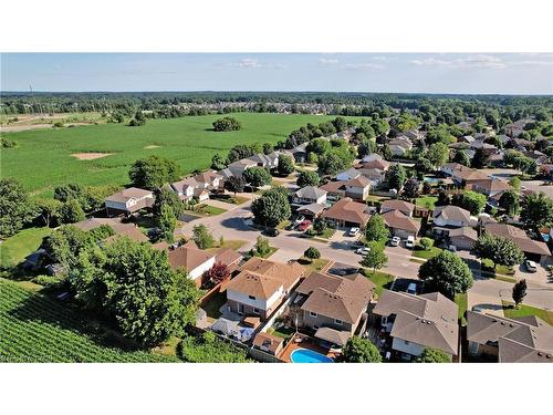 183 Alderlea Avenue  Hamilton, ON L0R 1W0