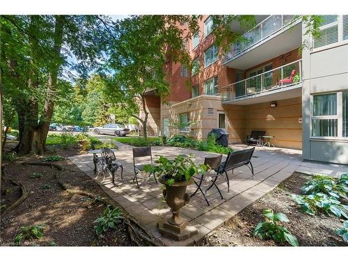 102-77 Governors Road, Dundas, ON - Outdoor With Balcony