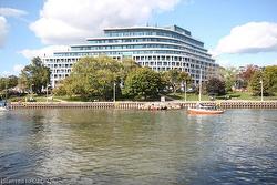 426-11 Bronte Road  Oakville, ON L6L 0E1