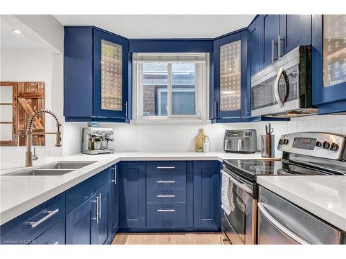 1034 Meredith Avenue, Mississauga, ON - Indoor Photo Showing Kitchen With Double Sink