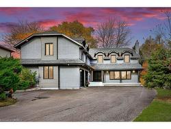 2309 Dunedin Road  Oakville, ON L6J 5V4