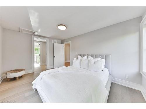 1310 Duncan Road, Morrison, ON - Indoor Photo Showing Bedroom