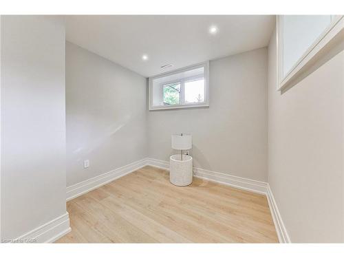 1310 Duncan Road, Morrison, ON - Indoor Photo Showing Other Room