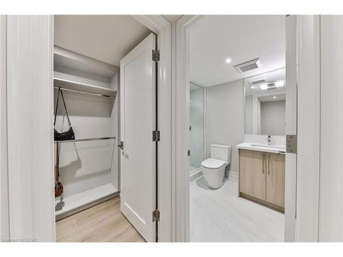 1310 Duncan Road, Morrison, ON - Indoor Photo Showing Bathroom