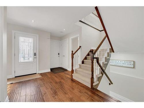 201 Jones Road, Stoney Creek, ON - Indoor Photo Showing Other Room