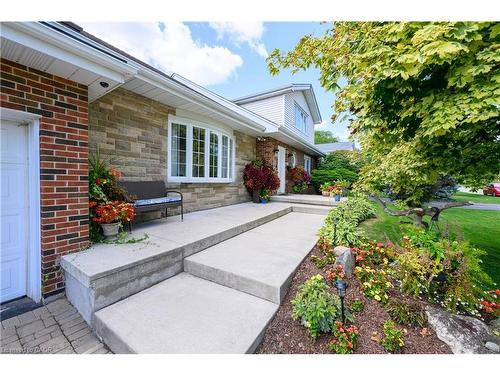 912 Boothman Avenue, Burlington, ON - Outdoor With Deck Patio Veranda