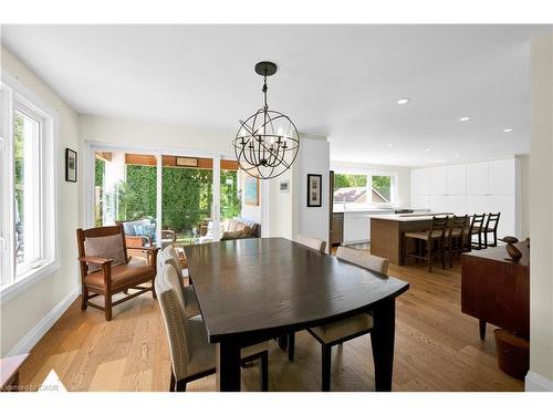 912 Boothman Avenue, Burlington, ON - Indoor Photo Showing Dining Room