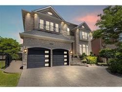 2354 Salcome Drive  Oakville, ON L6H 7N3