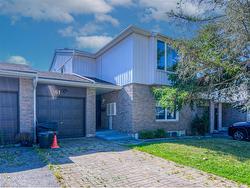 61 Hillbrook Crescent  Kitchener, ON N2N 1J4