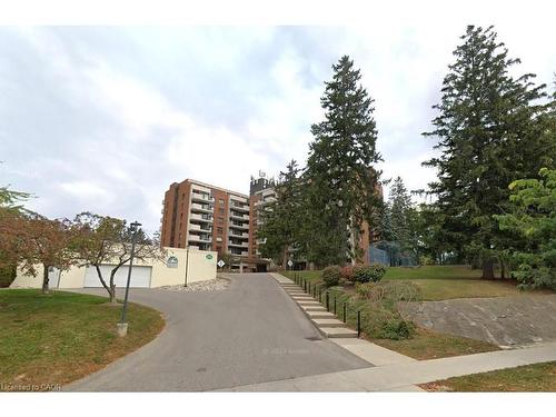 508-260 Sheldon Avenue N Kitchener, ON N2H 6P2