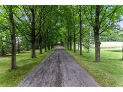 561 7th Concession Road E Flamborough, ON L8B 1T8