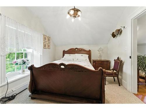 561 7Th Concession Road E, Flamborough, ON 