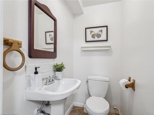 222 Alscot Crescent, Morrison, ON - Indoor Photo Showing Bathroom