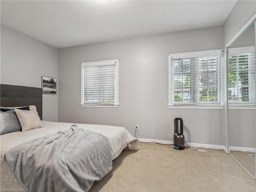 222 Alscot Crescent, Morrison, ON - Indoor Photo Showing Bedroom