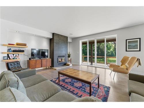 126 Shorties Side Road, Norfolk County, ON - Indoor Photo Showing Living Room With Fireplace