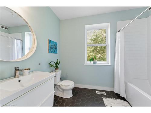 126 Shorties Side Road, Norfolk County, ON - Indoor Photo Showing Bathroom