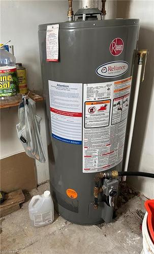 2431 Lakeshore Road, Dunnville, ON - Indoor Photo Showing Basement