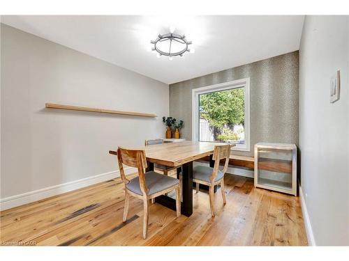 254 Pinewood Place, Waterloo, ON - Indoor Photo Showing Dining Room