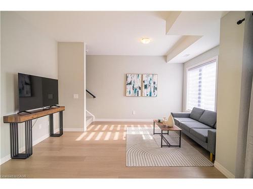 51-10 South Creek Drive, Kitchener, ON - Indoor