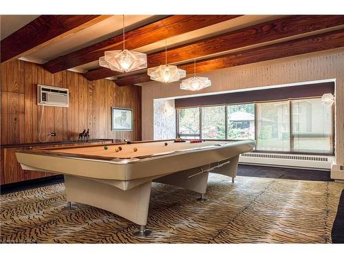 6 Freeland Court, Hamilton, ON - Indoor Photo Showing Other Room