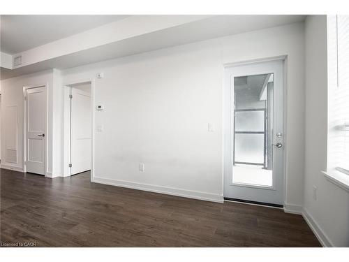 505-251 Northfield Drive E, Waterloo, ON - Indoor Photo Showing Other Room