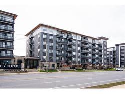 505-251 Northfield Drive E Waterloo, ON N2K 0G9