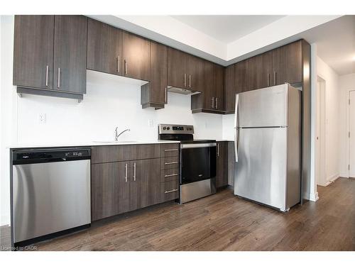 505-251 Northfield Drive E, Waterloo, ON - Indoor Photo Showing Kitchen