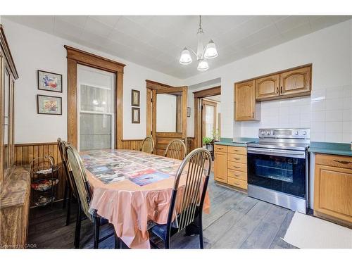 44 Walter Street, Kitchener, ON - Indoor Photo Showing Dining Room